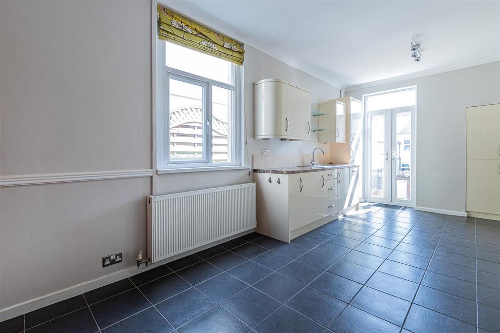 Kimberley Road 126-5.jpg