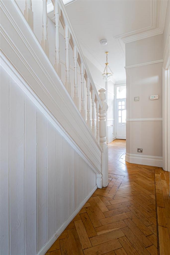 Kimberley Road 126-4.jpg