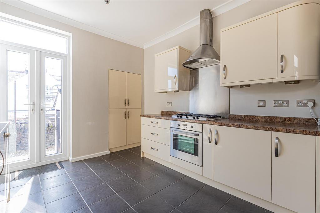 Kimberley Road 126-7.jpg