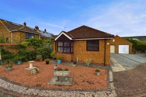 2 bedroom detached bungalow for sale, 1 Glenholme Court, Cranswick, Driffield, YO25 9NZ