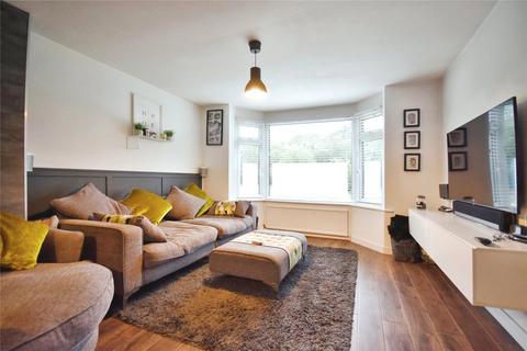 3 bedroom semi-detached house for sale, West Drive, Bath Road RG31