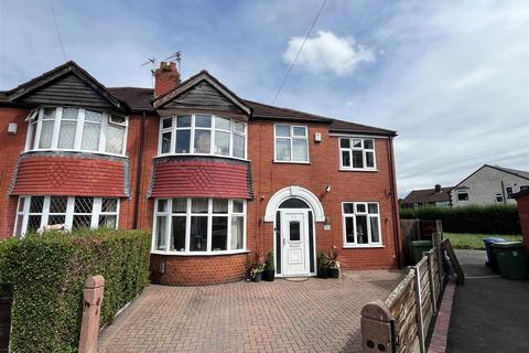 5 bedroom semi-detached house for sale, Norley Drive, Sale