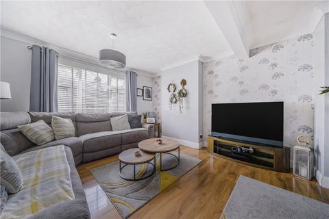 18 Lewis Road, Swanscombe, DA10 0JH