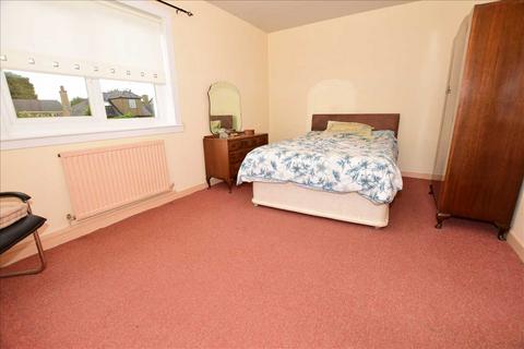 18 Braedale Crescent, Newmains, Wishaw, ML2 9AF
