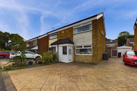 10 Dovey Close, Astley, Manchester, M29 7NP