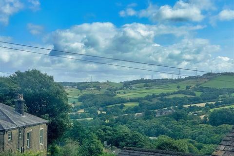 1 Crossfield, Holywell Green, Halifax, HX4 9ES
