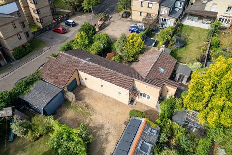 3 bedroom detached bungalow for sale, Belvoir Road, Cambridge, CB4