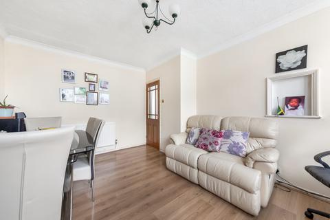 2 bedroom flat for sale, Baring Road, Lee, SE12