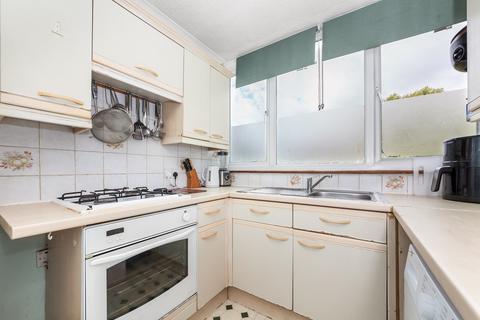 2 bedroom flat for sale, Baring Road, Lee, SE12