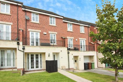 4 bedroom terraced house for sale, Murray Avenue, Leeds LS10