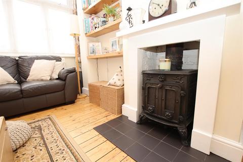 3 bedroom terraced house for sale, Bedford Road, Dartford