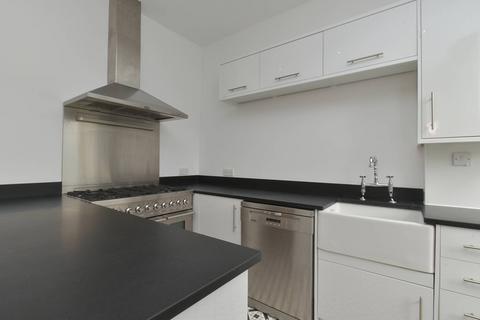 22 Collins Place, Edinburgh, EH3 5JD