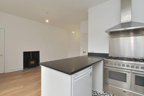 22 Collins Place, Edinburgh, EH3 5JD