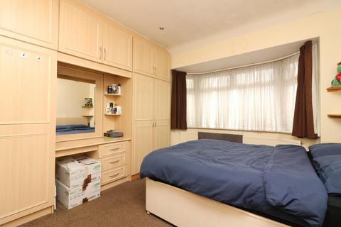 13 Ascot Gardens, Southall, UB1 2RZ