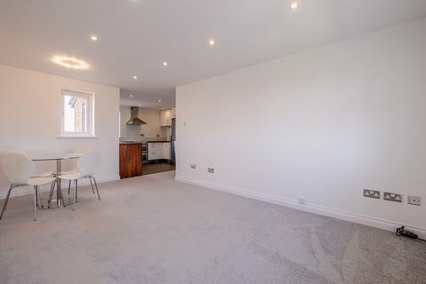 1 bedroom flat for sale, Lesney Gardens, Rochford SS4