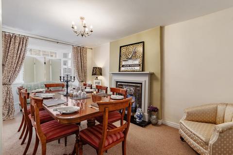 5 bedroom character property for sale, Millgate, Richmond DL10