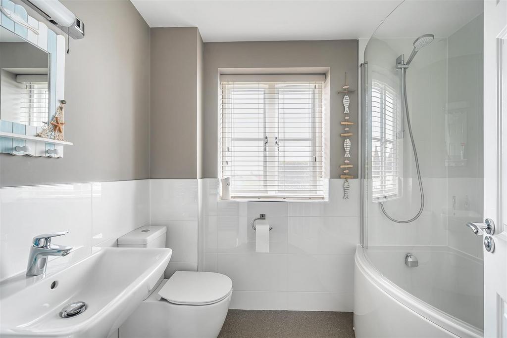 Main bathroom