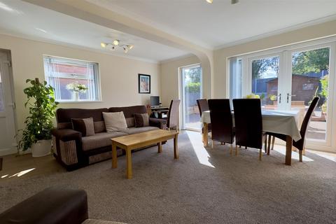 10 Brookside, Great Barr, Birmingham, B43 5DB