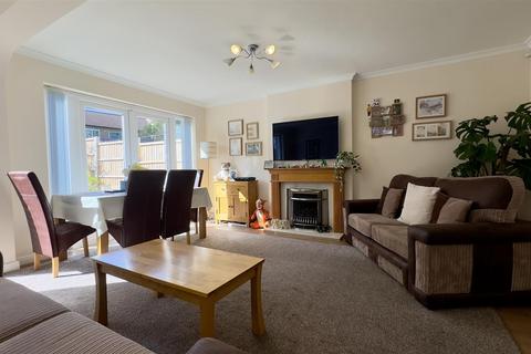 10 Brookside, Great Barr, Birmingham, B43 5DB