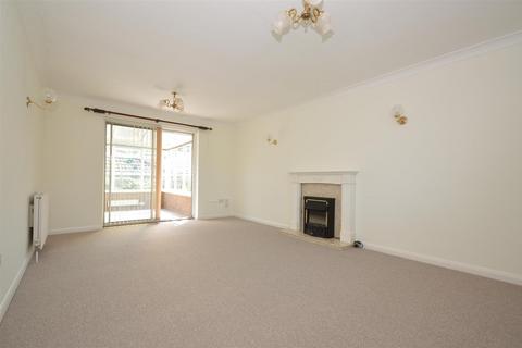 3 bedroom detached bungalow for sale, BINSTEAD VILLAGE