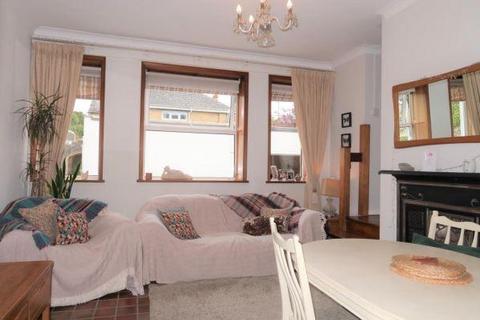 2 bedroom house to rent, Gwentlands Drive, Marine Parade, Penarth