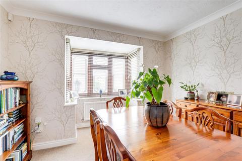 4 bedroom detached house for sale, Strathmore Road, Arnold NG5