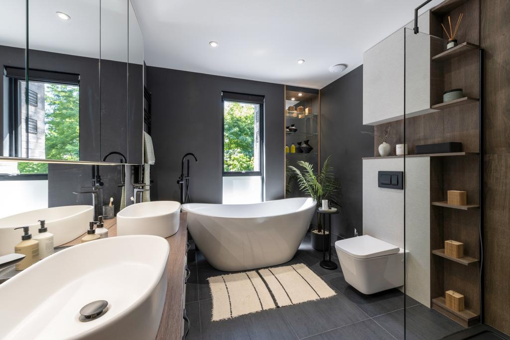 En Suite Bathroom