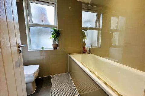263d Brownhill Road, Catford, London, SE6 1AE