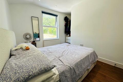 263d Brownhill Road, Catford, London, SE6 1AE