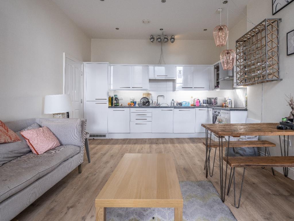 Apartment in Newcastle upon Tyne, Grainger Town - View 4