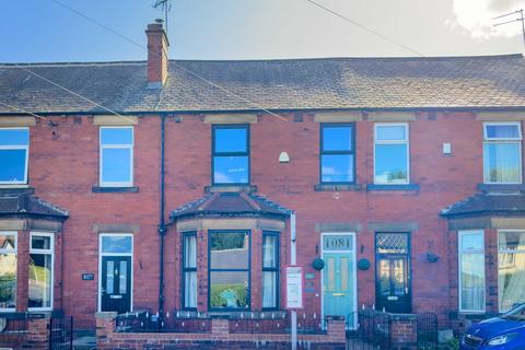 4 bedroom terraced house for sale, Bradford Road, Batley