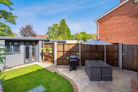 2 bedroom ground floor maisonette for sale,  Fleetwood Close, Chalfont St Giles HP8