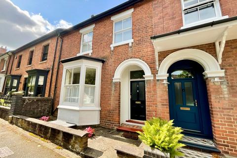 4 bedroom terraced house for sale, The Avenue, Stone, ST15