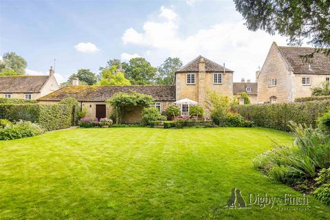 4 bedroom house for sale, Casewick, Stamford