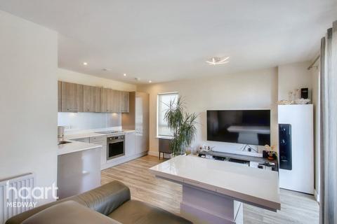 2 bedroom apartment for sale, Admiralty court, Ocean Drive, Gillingham