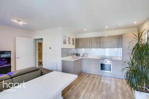 2 bedroom apartment for sale, Admiralty court, Ocean Drive, Gillingham