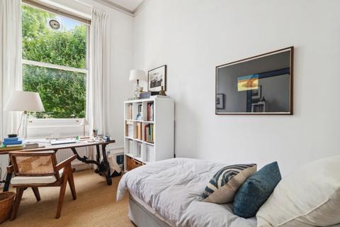 2 bedroom apartment for sale, Earls Court Square, London, SW5