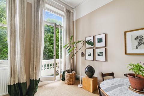 2 bedroom apartment for sale, Earls Court Square, London, SW5