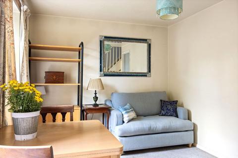 175 Colne Road, Twickenham, TW2 6RA