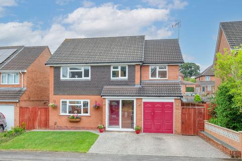 4 bedroom detached house for sale, Avenue Road, Astwood Bank, Redditch B96 6AT