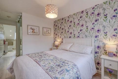 80 Avenue Road, Astwood Bank, Redditch, B96 6AT