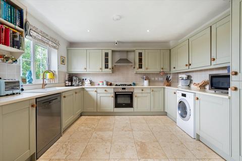 4 bedroom detached house for sale, Monk Sherborne Road, Charter Alley, Tadley, Hampshire, RG26