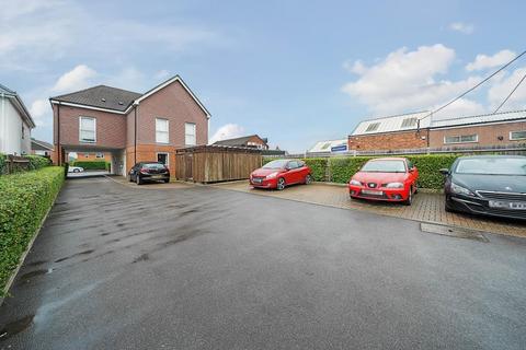 1, Marlborough Court Bath Road, Thatcham, RG18 3BD