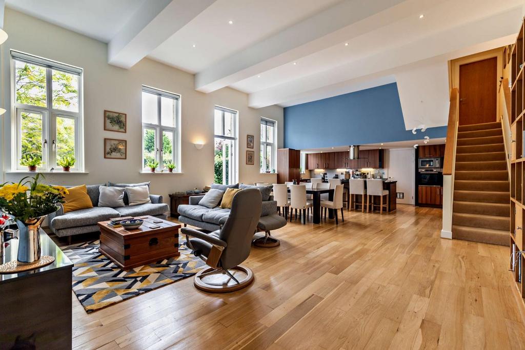 8616411-interior07-800.jpg