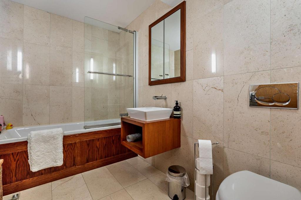 8616411-interior32-800.jpg
