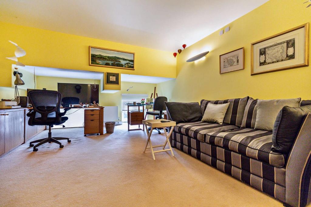 8616411-interior04-800.jpg