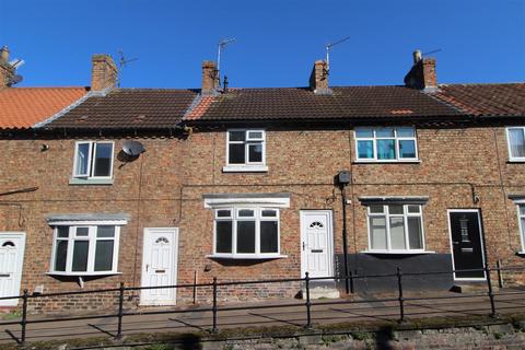 2 bedroom terraced house to rent, Cockpit Hill, Northallerton DL6