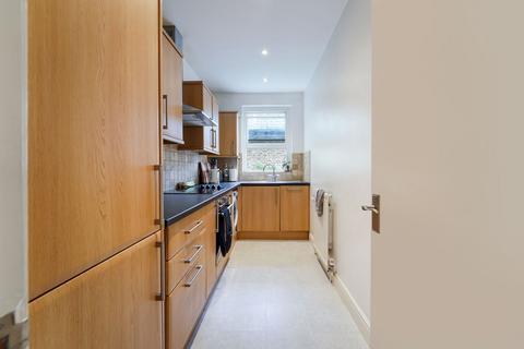 2 bedroom flat for sale, Langley Road, Surbiton KT6