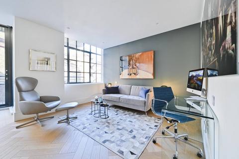 2 bedroom flat for sale, Kean Street, Covent Garden, London, WC2B