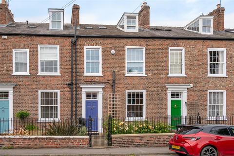 4 bedroom townhouse for sale, Union Terrace, York, YO31 7ES